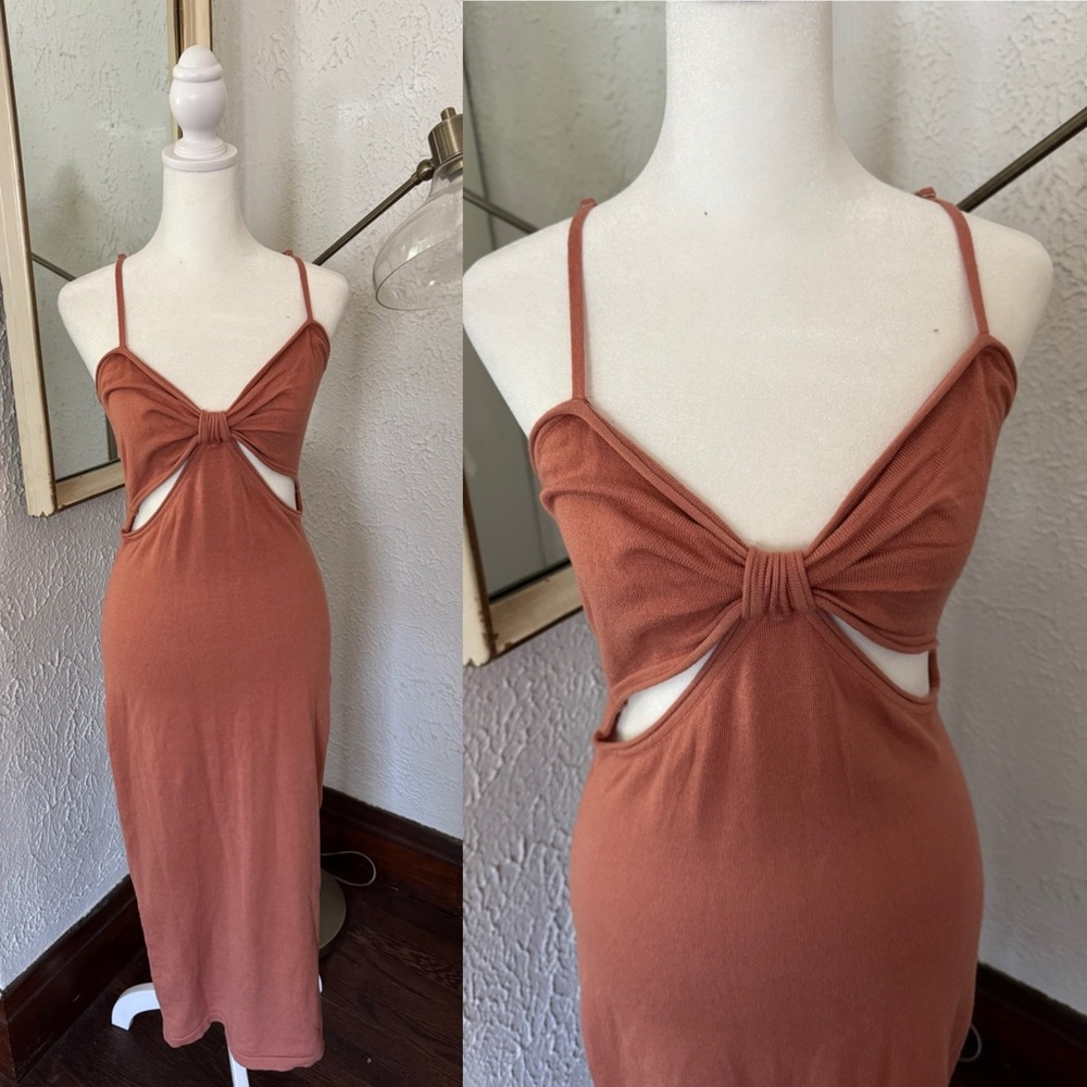 Women's Size Small apricot bodycon sleeveless front Loop Cutout detail dress
